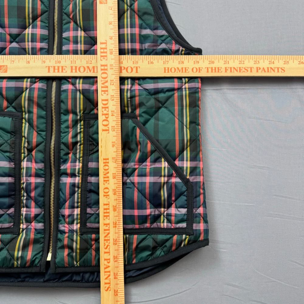 J.Crew Womens Excursion Quilted Vest Green Pink Plaid Full Zip Pockets Size S - Picture 6 of 6